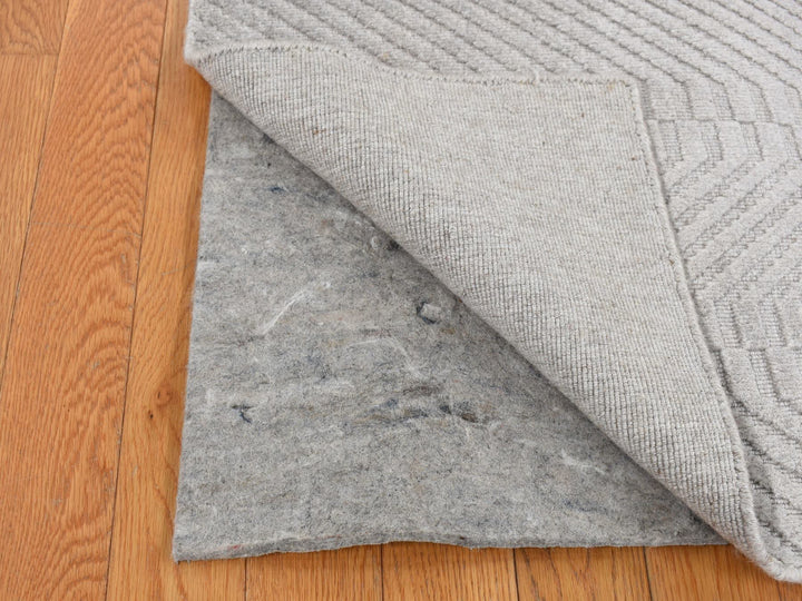 2'0" x 3'0" New Hand Loomed Grey Wool & Silk Rectangle Oriental Rug - MOA10287838