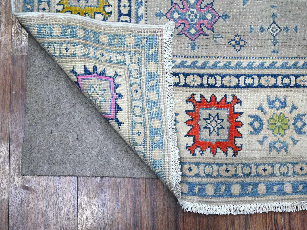 4'11" x 6'4" New Hand Knotted Grey Wool Rectangle Oriental Rug - MOA10289229