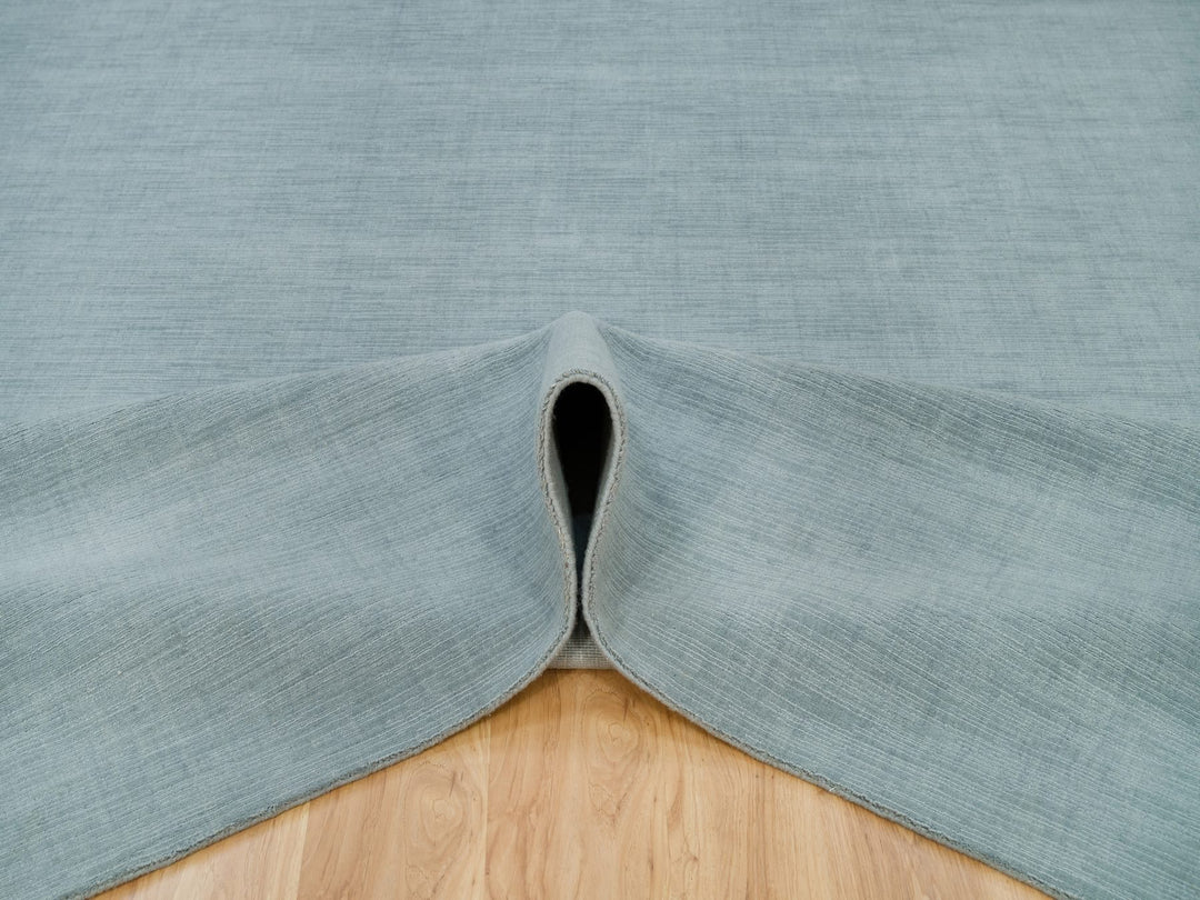 9'0" x 11'10" New Hand Loomed Grey Wool and Plant based Silk Rectangle Oriental Rug - MOA10290154