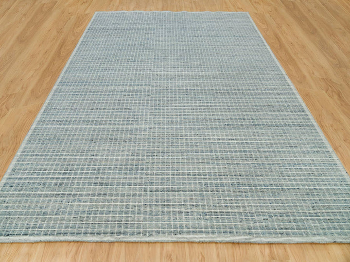 9'11" x 13'9" New Hand Loomed Blue Wool Rectangle Oriental Rug - MOA10290335
