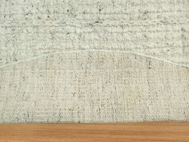 10'1" x 10'1" New Hand Woven Grey Wool Round Oriental Rug - MOA10290449