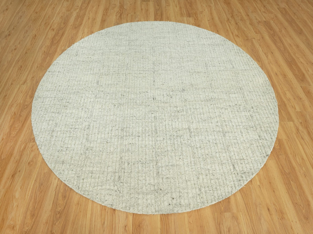 8'1" x 8'1" New Hand Woven Grey Wool Round Oriental Rug - MOA10290456