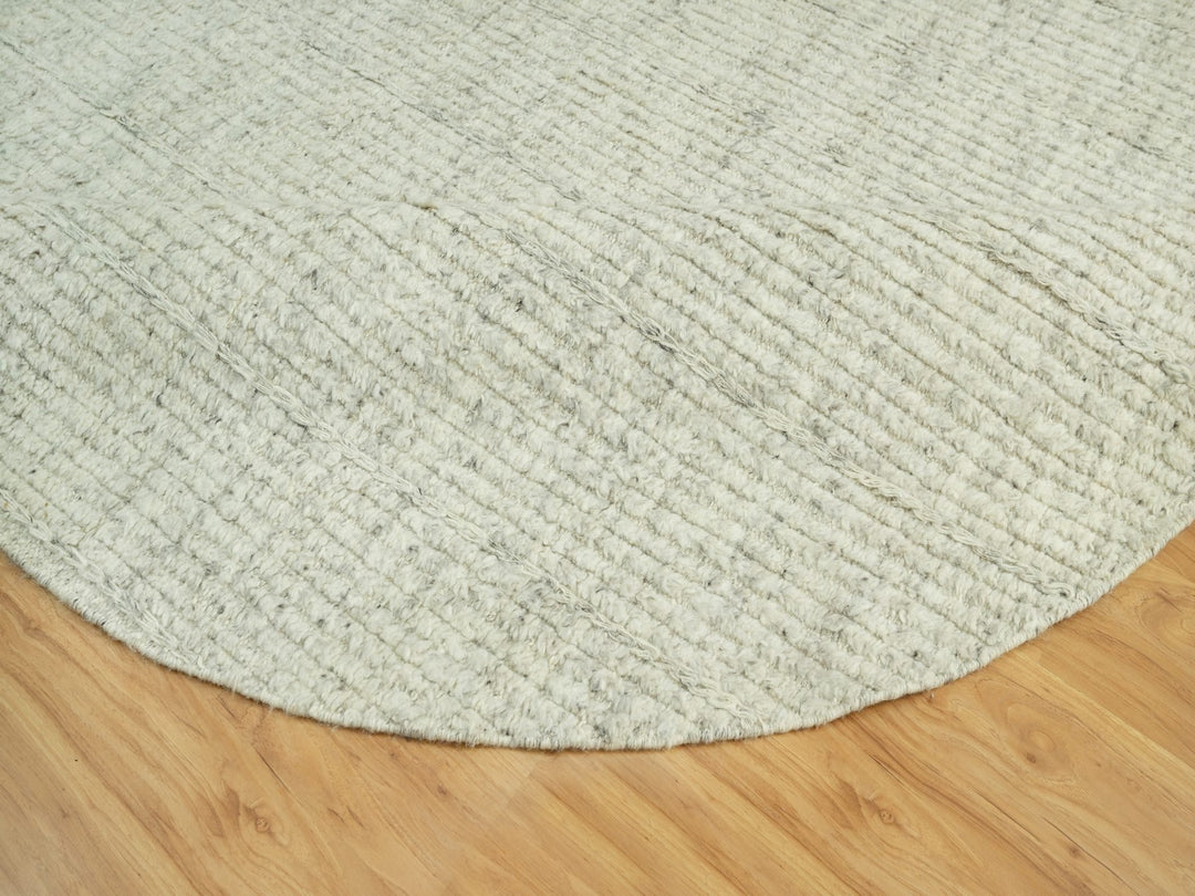 8'1" x 8'1" New Hand Woven Grey Wool Round Oriental Rug - MOA10290456