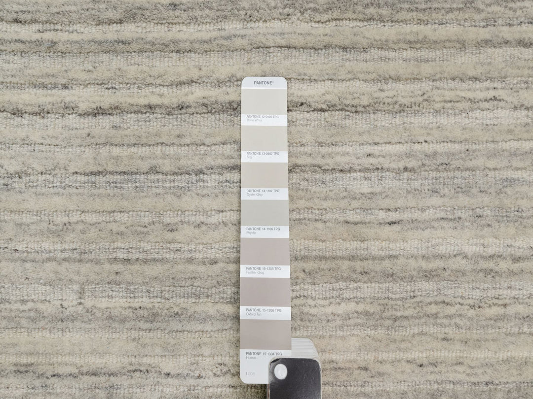 2'5" x 8'0" New Hand Loomed Beige Wool Runner Oriental Rug - MOA10290720