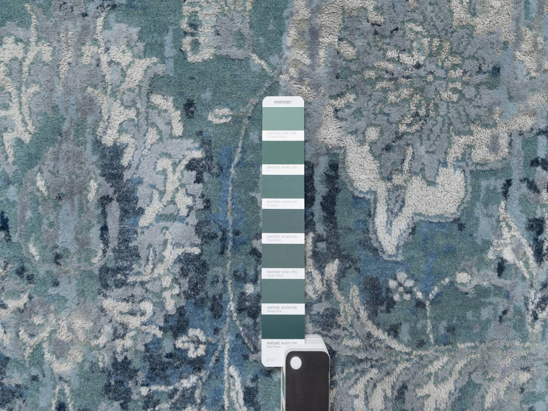 10'1" x 10'4" New Hand Knotted Grey Wool & Silk Square Oriental Rug - MOA10290820