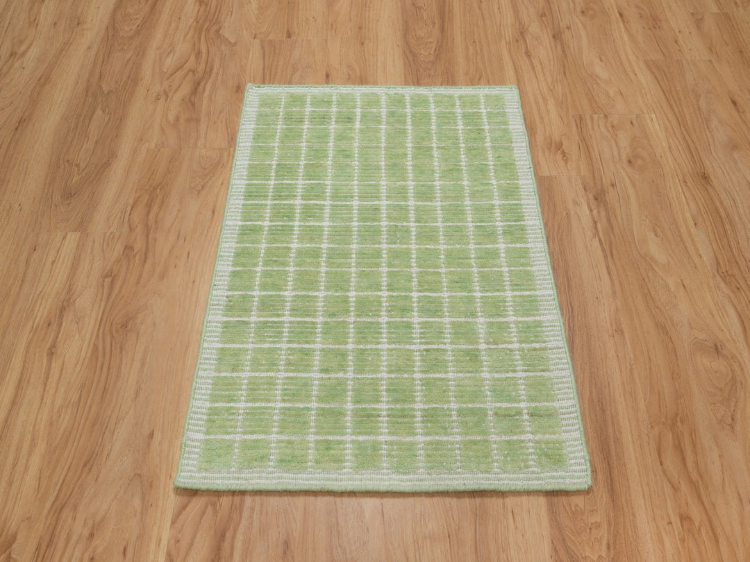 2'2" x 3'1" New Hand Loomed Green Wool Rectangle Oriental Rug - MOA10291064