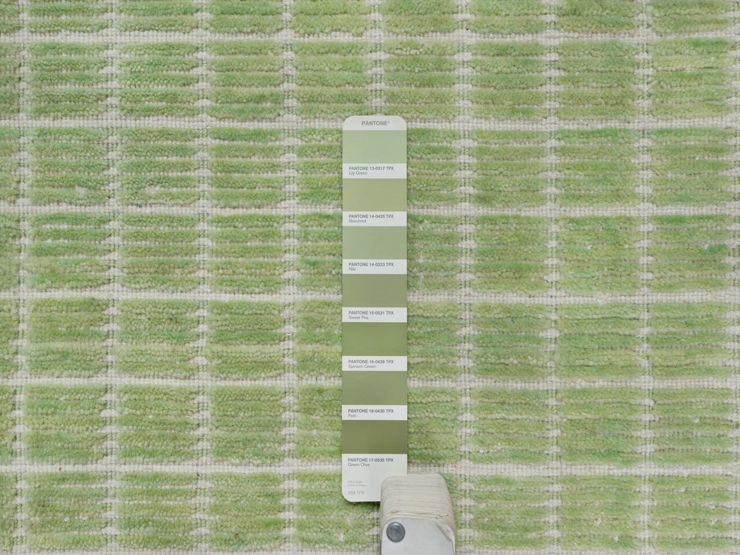 2'2" x 3'1" New Hand Loomed Green Wool Rectangle Oriental Rug - MOA10291064