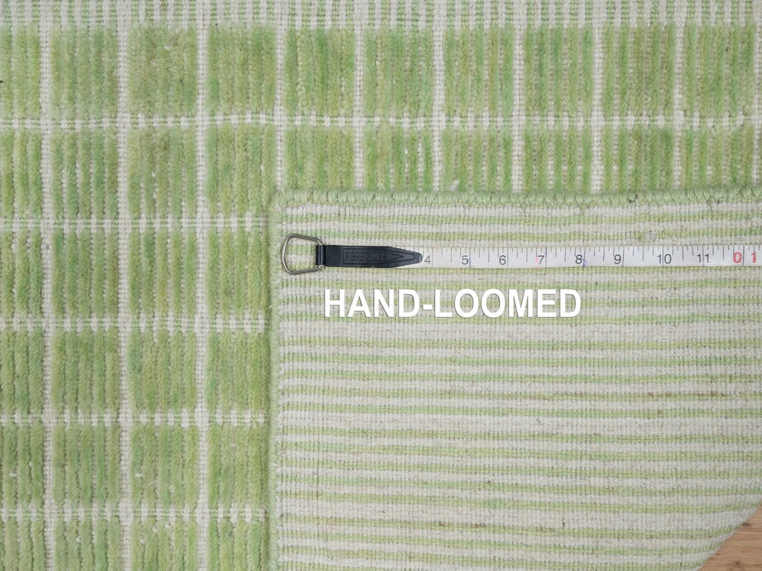 2'2" x 3'1" New Hand Loomed Green Wool Rectangle Oriental Rug - MOA10291064
