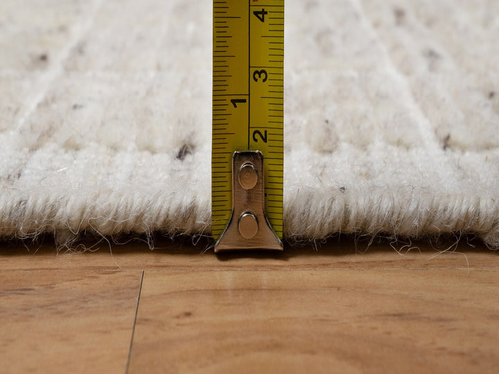 2'2" x 3'1" New Hand Loomed Ivory Wool Rectangle Oriental Rug - MOA10291067