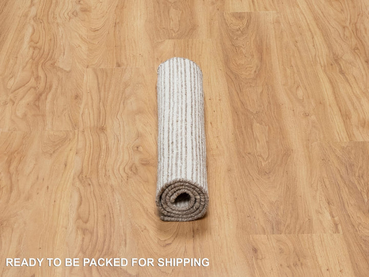 2'2" x 3'1" New Hand Loomed Brown Wool Rectangle Oriental Rug - MOA10291071