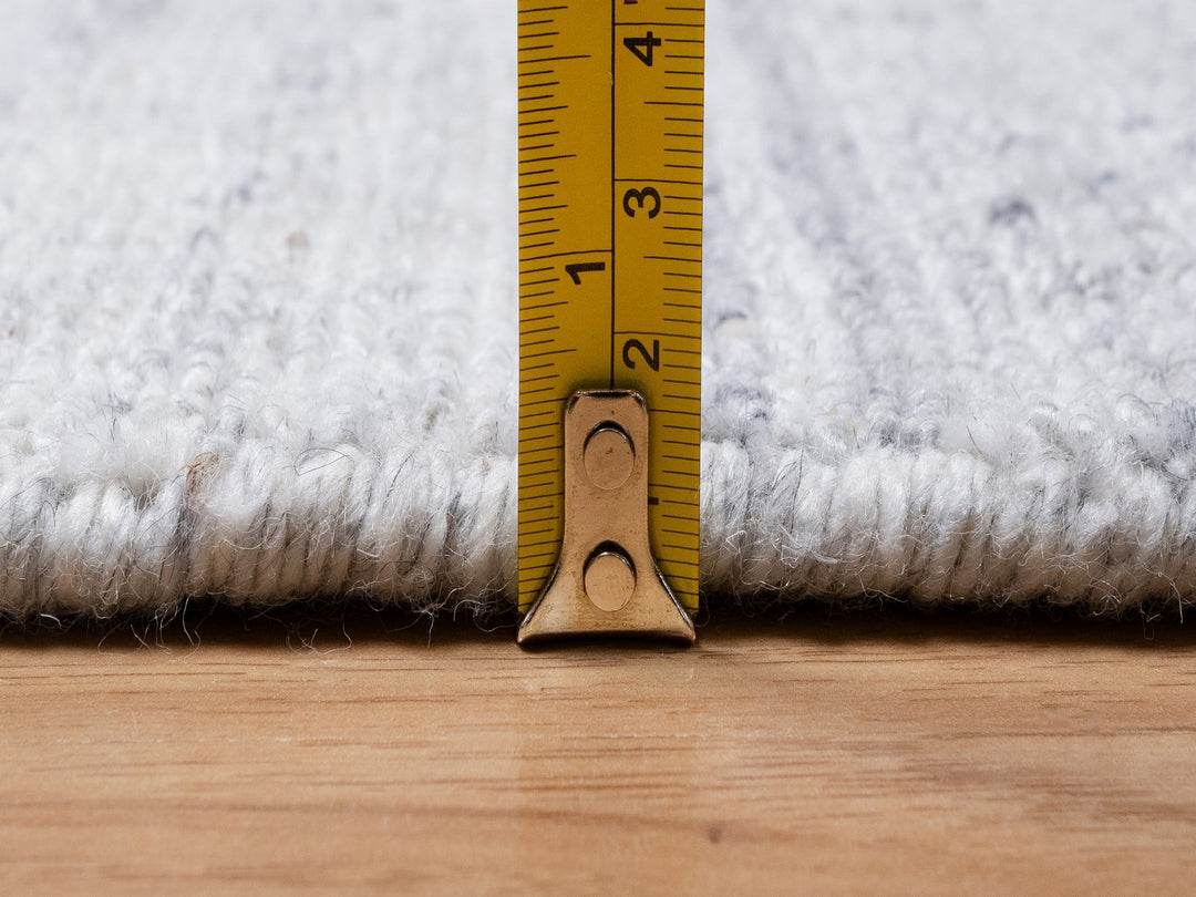 2'6" x 6'0" New Hand Loomed Ivory Wool Runner Oriental Rug - MOA10291185