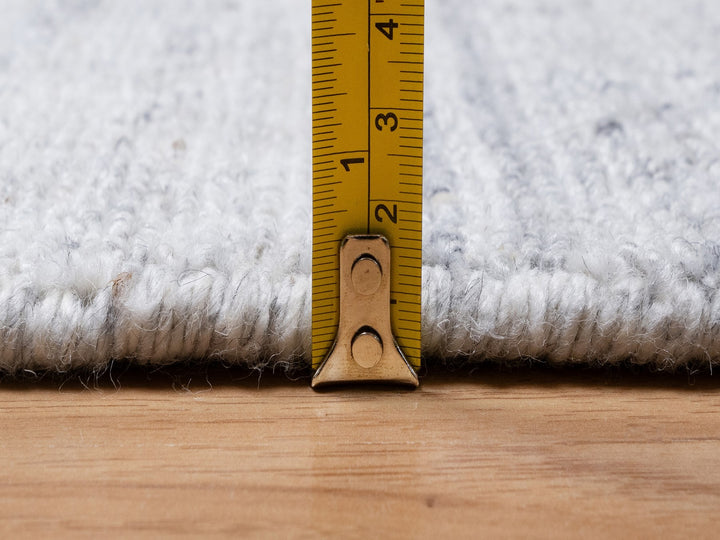 2'6" x 6'0" New Hand Loomed Ivory Wool Runner Oriental Rug - MOA10291186