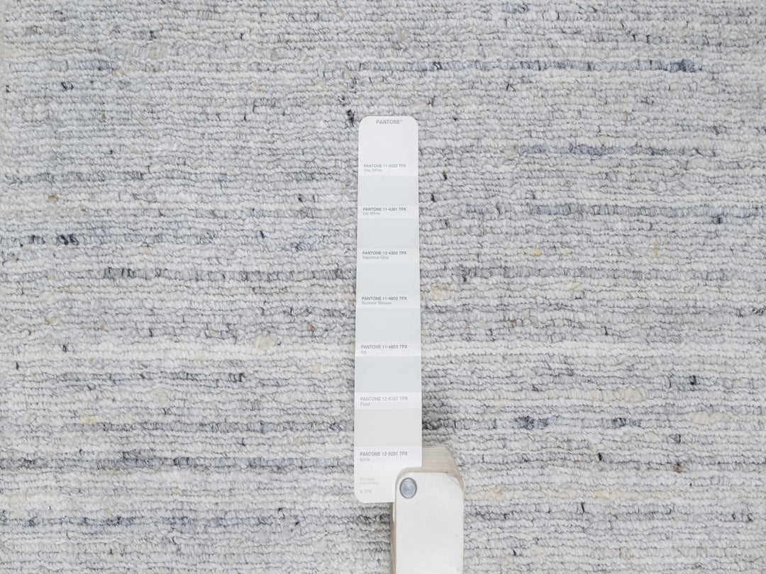 2'0" x 3'0" New Hand Loomed Ivory Wool Rectangle Oriental Rug - MOA10291202