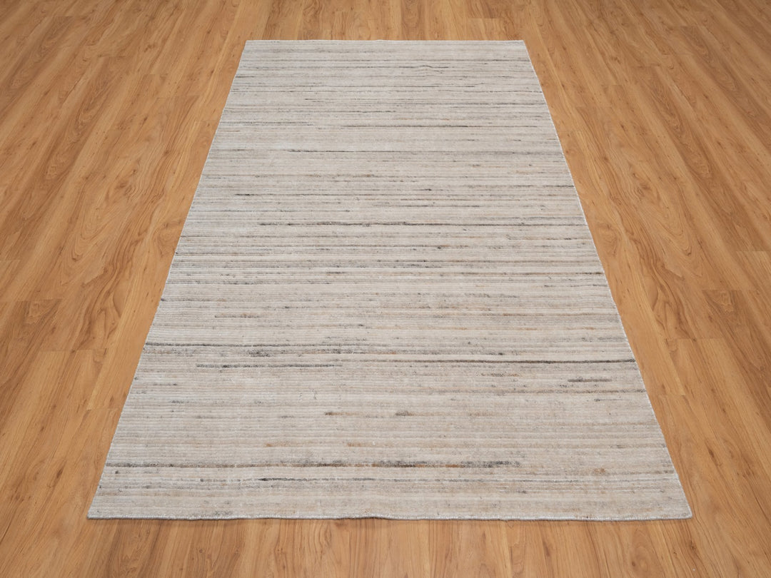 5'0" x 8'0" New Hand Loomed Ivory Wool Rectangle Oriental Rug - MOA10291350