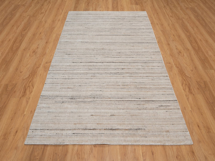 5'0" x 8'0" New Hand Loomed Ivory Wool Rectangle Oriental Rug - MOA10291350