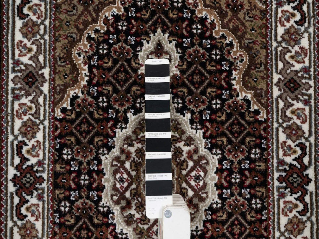 2'0" x 3'1" New Hand Knotted Black Wool Rectangle Oriental Rug - MOA10291566