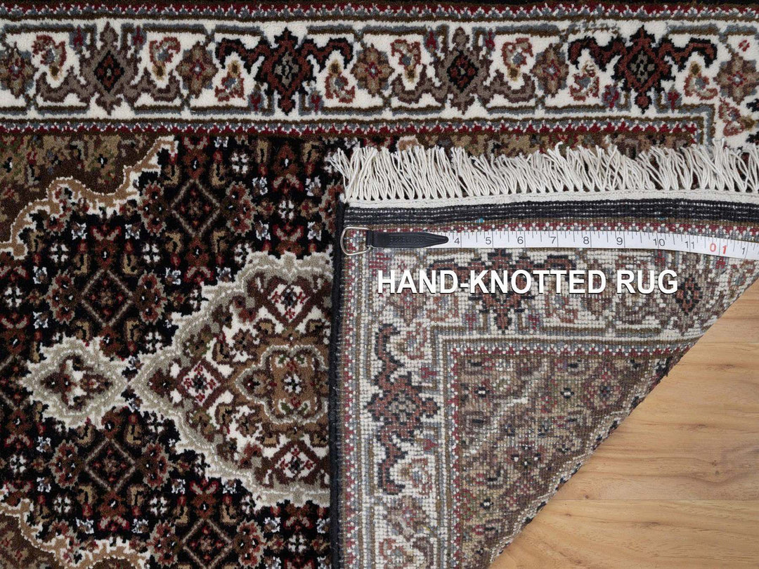 2'0" x 3'1" New Hand Knotted Black Wool Rectangle Oriental Rug - MOA10291566