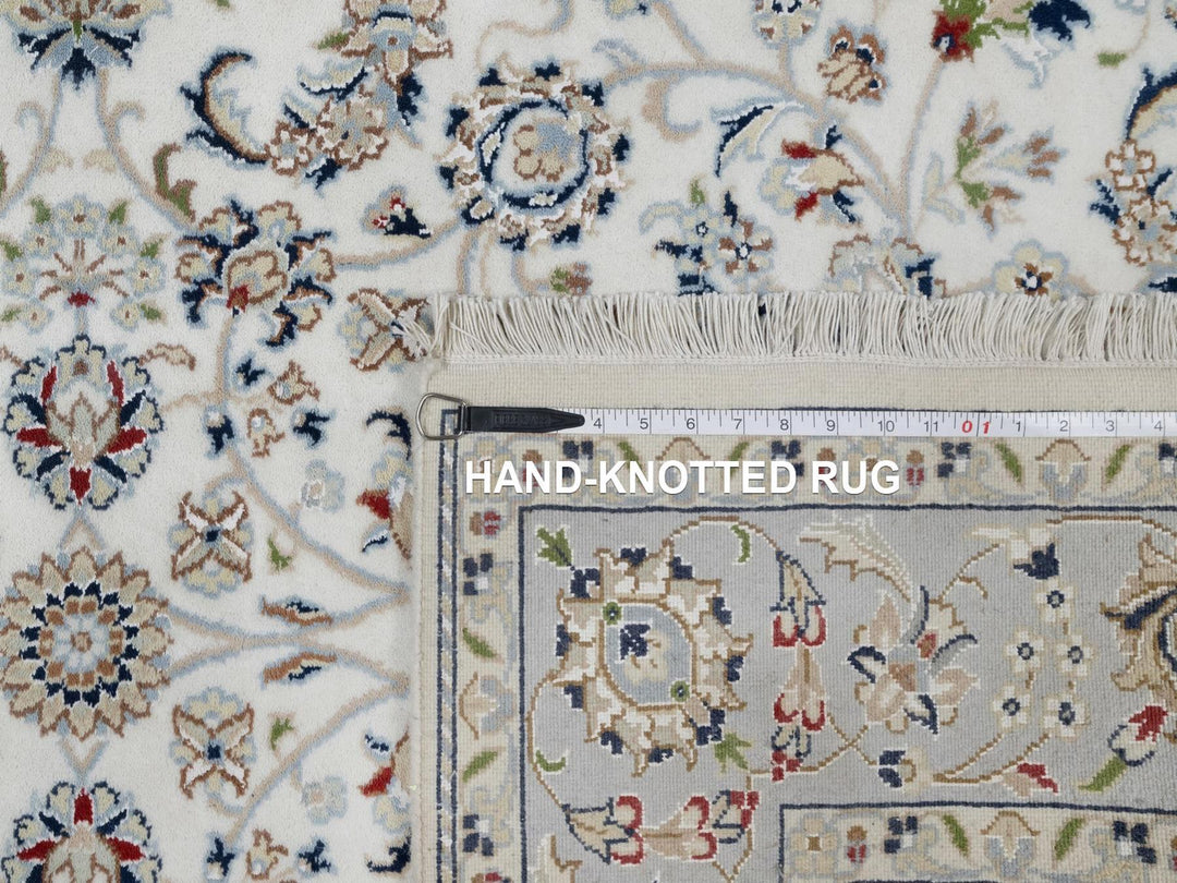 4'9" x 6'10" New Hand Knotted Ivory Wool & Silk Rectangle Oriental Rug - MOA10291582