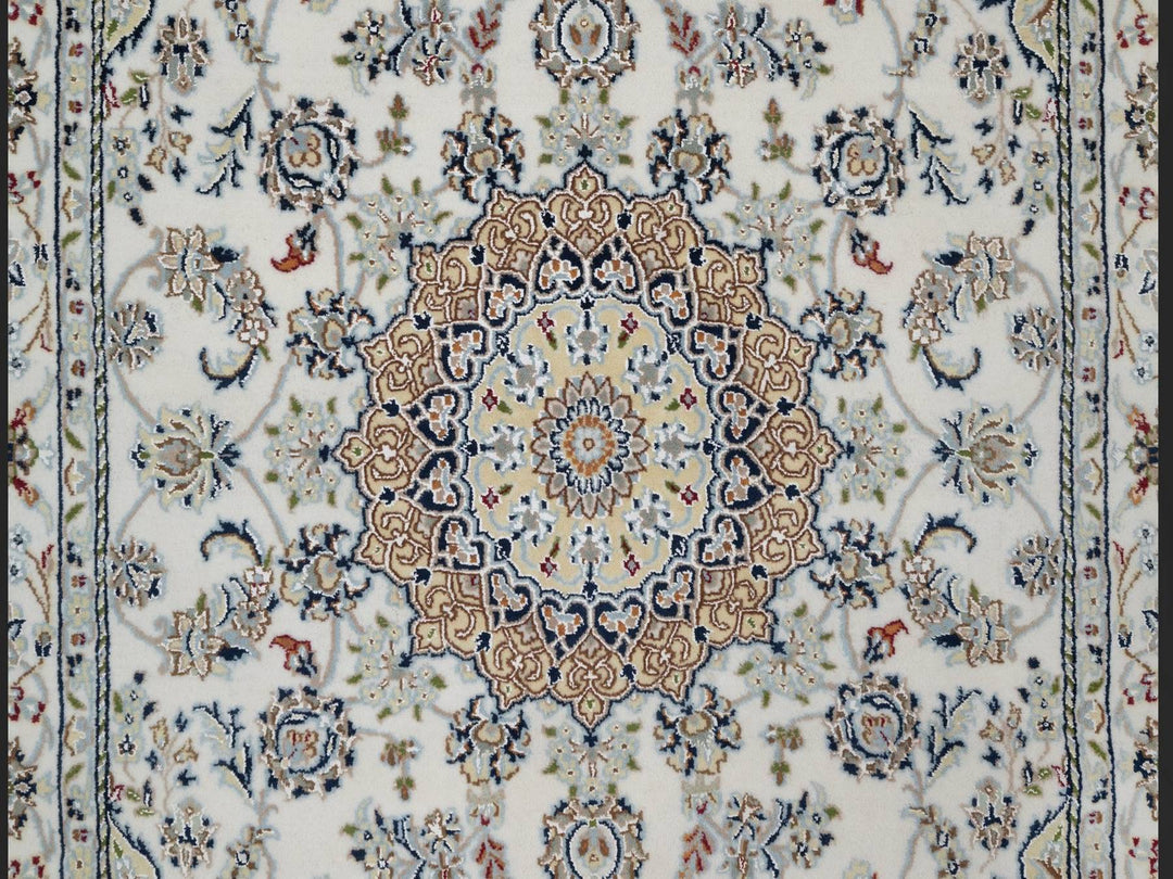 4'8" x 6'10" New Hand Knotted Ivory Wool & Silk Rectangle Oriental Rug - MOA10291583