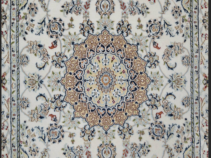 4'8" x 6'10" New Hand Knotted Ivory Wool & Silk Rectangle Oriental Rug - MOA10291583