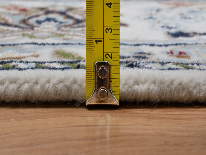 4'8" x 6'10" New Hand Knotted Ivory Wool & Silk Rectangle Oriental Rug - MOA10291583