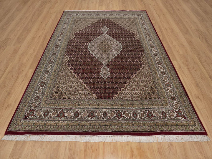 7'8" x 9'10" New Hand Knotted Red Wool Rectangle Oriental Rug - MOA10291594