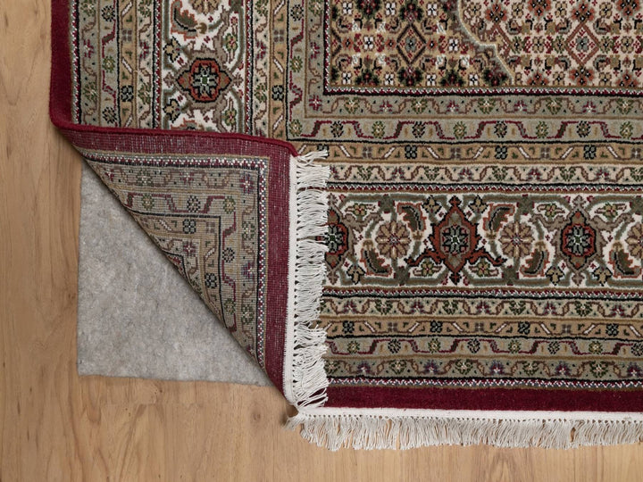 7'8" x 9'10" New Hand Knotted Red Wool Rectangle Oriental Rug - MOA10291594