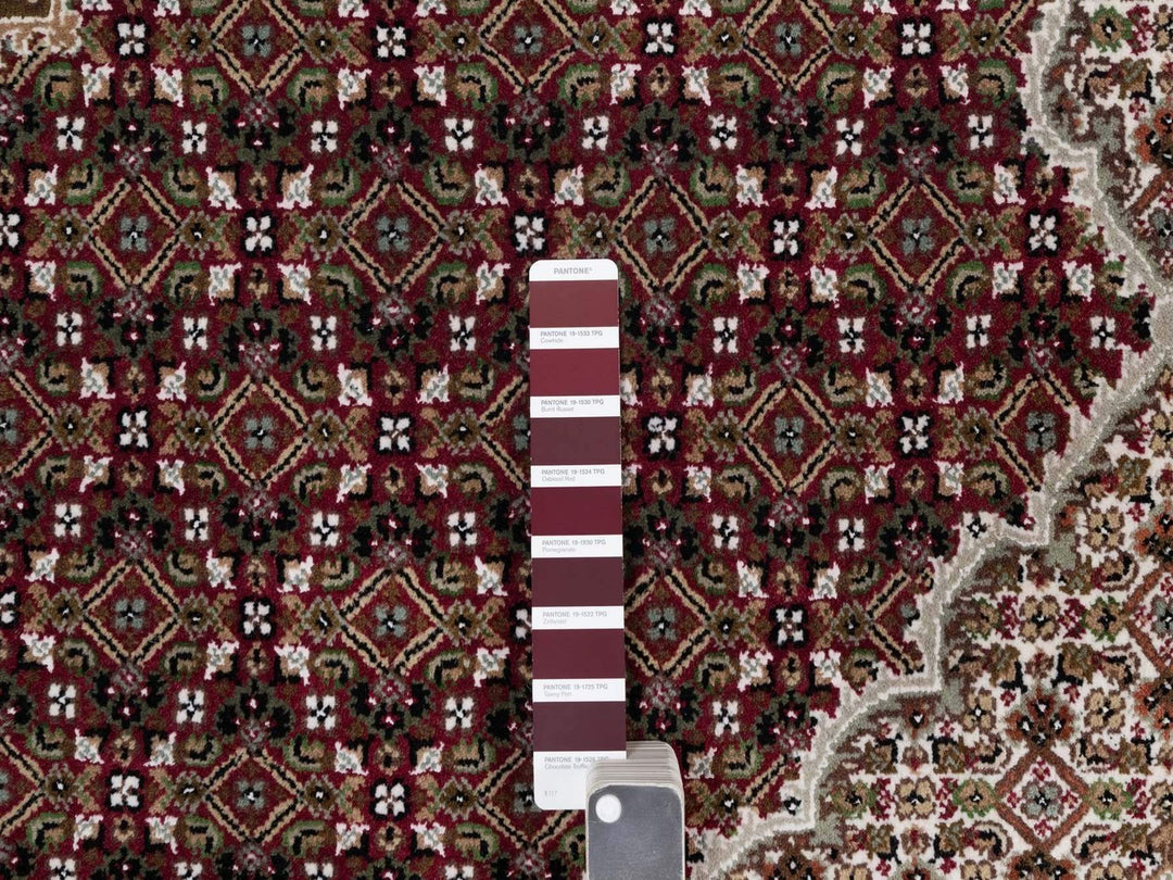 7'8" x 9'10" New Hand Knotted Red Wool Rectangle Oriental Rug - MOA10291594