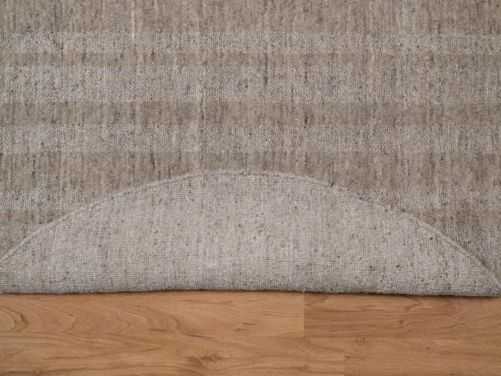 4'10" x 4'10" New Hand Loomed Brown Wool Round Oriental Rug - MOA10291653