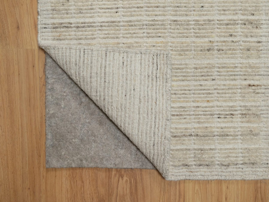 1'11" x 3'1" New Hand Loomed Ivory Wool Rectangle Oriental Rug - MOA10291747