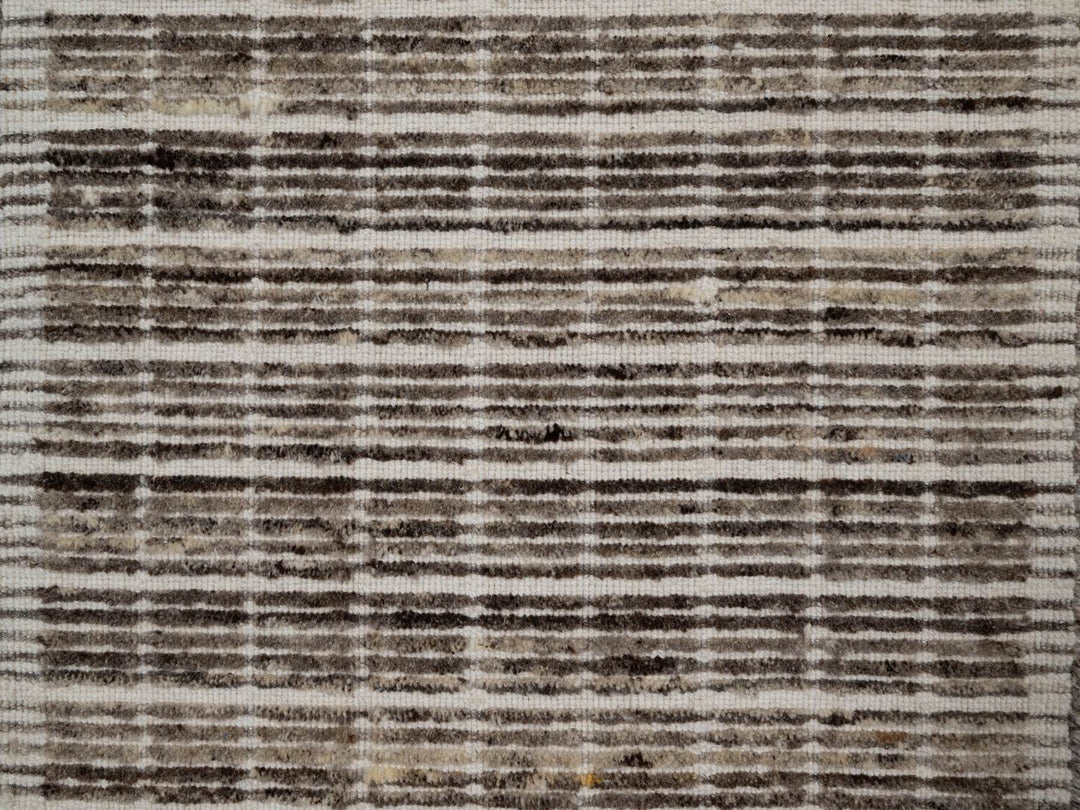 1'11" x 3'1" New Hand Loomed Brown Wool Rectangle Oriental Rug - MOA10291761