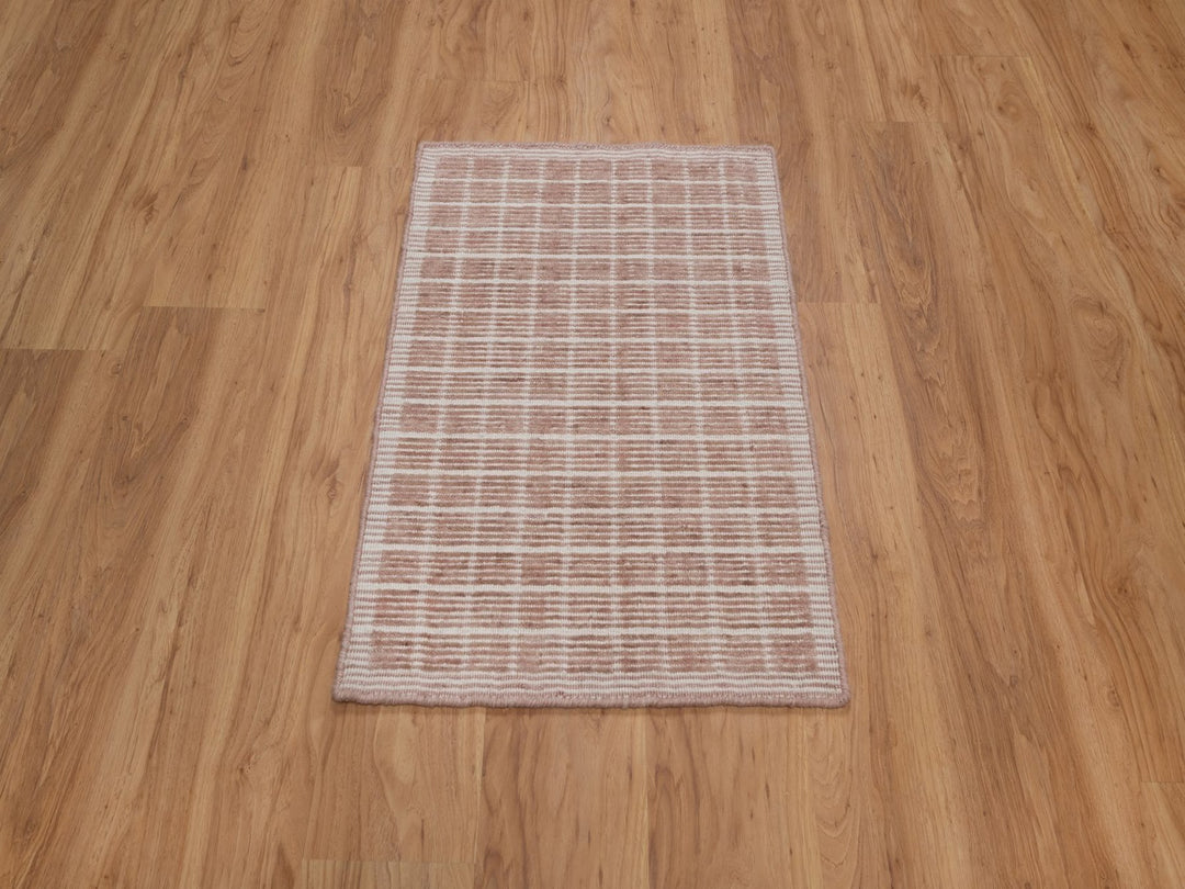 1'10" x 3'1" New Hand Loomed Pink Wool Rectangle Oriental Rug - MOA10291764