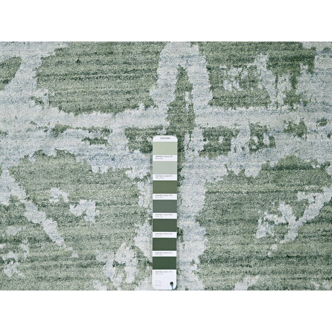 6'7" x 9'6" New Hand Loomed Green Wool & Silk Rectangle Oriental Rug - MOA10210282