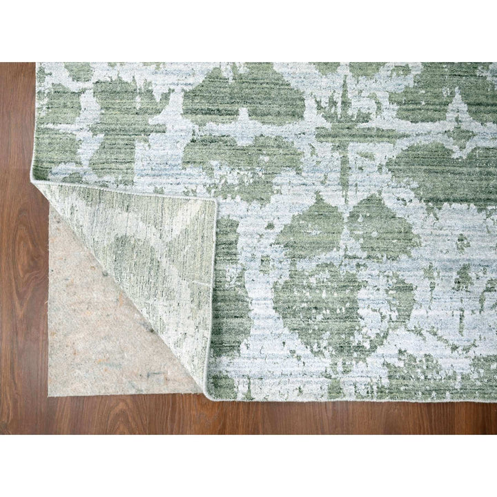 5'5" x 7'5" New Hand Loomed Green Wool & Silk Rectangle Oriental Rug - MOA10210283