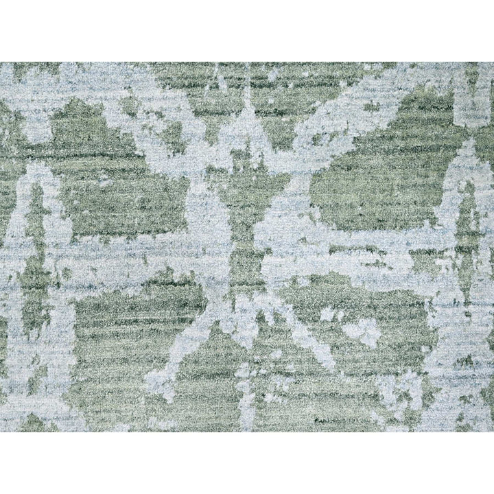 5'5" x 7'5" New Hand Loomed Green Wool & Silk Rectangle Oriental Rug - MOA10210283