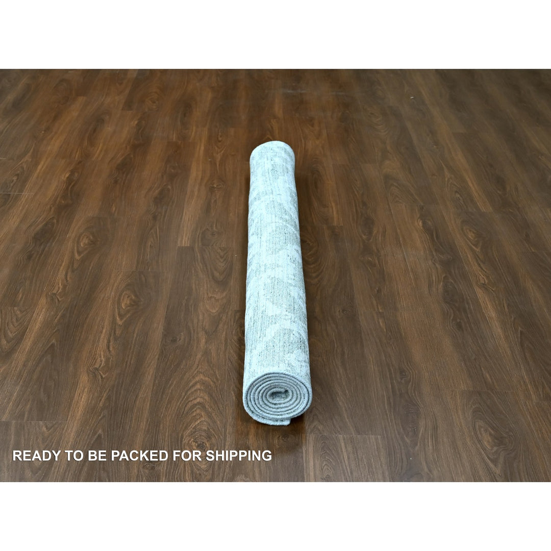 5'5" x 7'5" New Hand Loomed Green Wool & Silk Rectangle Oriental Rug - MOA10210283