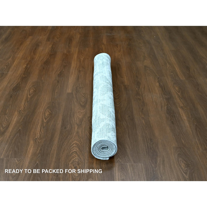 5'5" x 7'5" New Hand Loomed Green Wool & Silk Rectangle Oriental Rug - MOA10210283