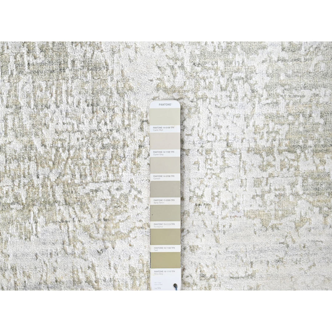 4'1" x 5'10" New Hand Loomed Grey Wool & Silk Rectangle Oriental Rug - MOA10210284