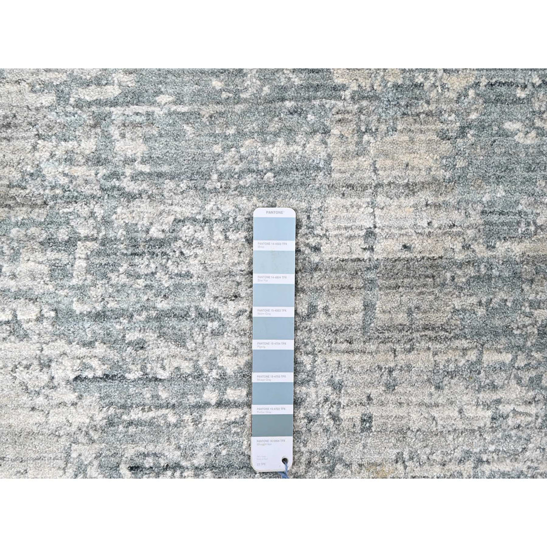 8'3" x 9'11" New Hand Loomed Grey Wool & Silk Rectangle Oriental Rug - MOA10210287