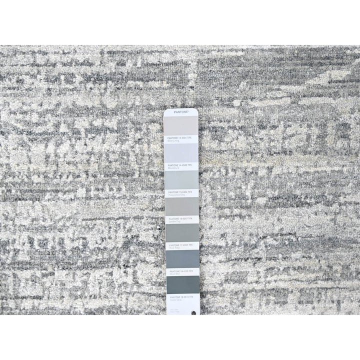 4'2" x 6'0" New Hand Loomed Grey Wool & Silk Rectangle Oriental Rug - MOA10210289