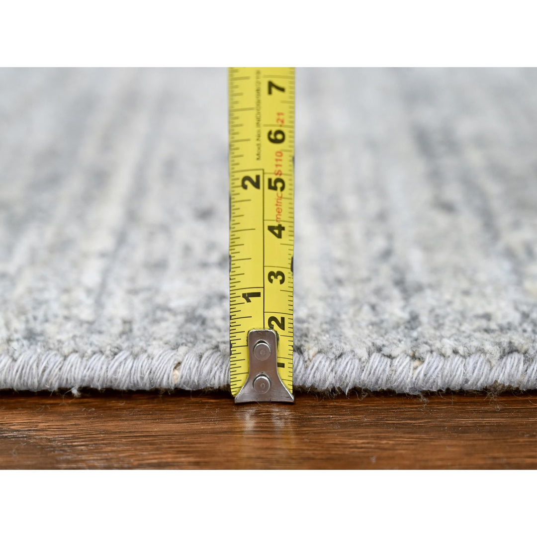 4'2" x 6'0" New Hand Loomed Grey Wool & Silk Rectangle Oriental Rug - MOA10210289