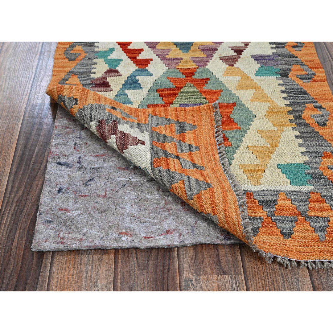 2'0" x 3'3" New Hand Woven Ivory Wool Rectangle Oriental Rug - MOA1021173