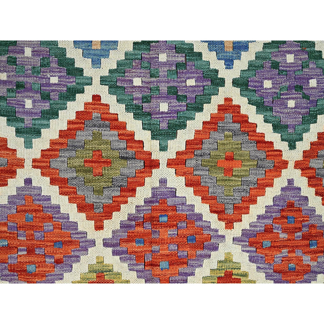 4'11" x 6'7" New Hand Woven Ivory Wool Rectangle Oriental Rug - MOA1021201