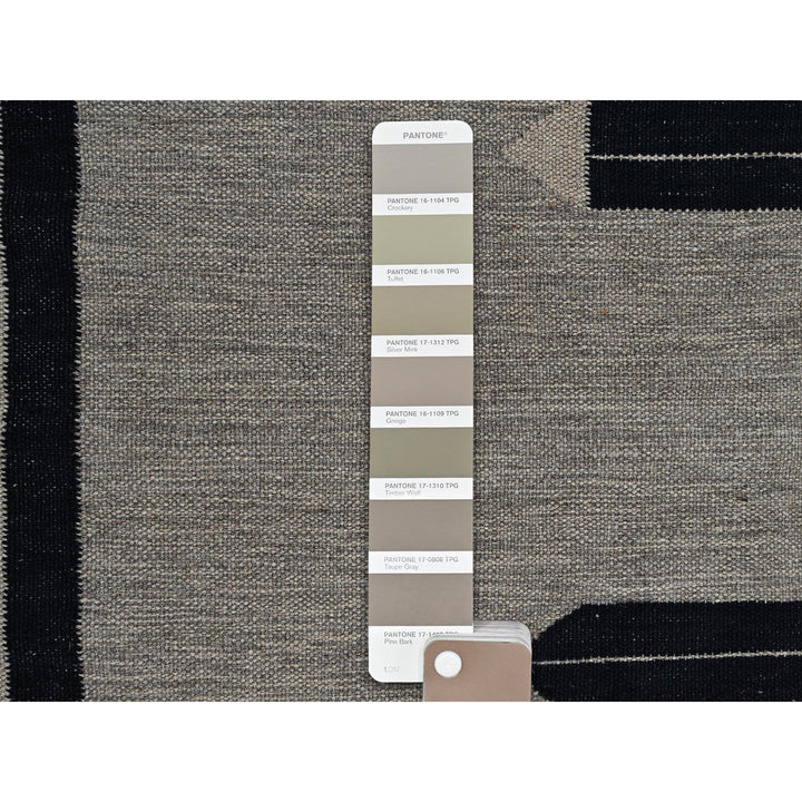 8'11" x 11'9" New Hand Woven Grey Wool Rectangle Oriental Rug - MOA1021352