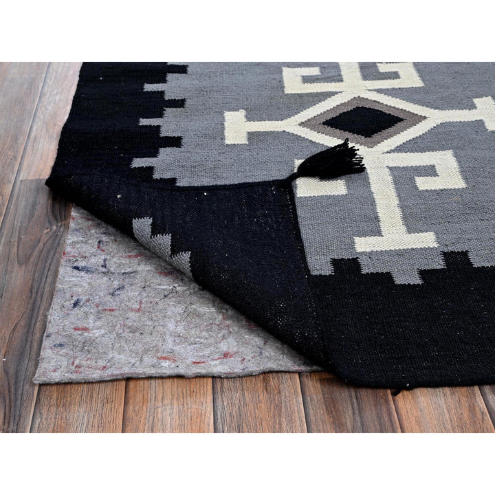 9'1" x 11'11" New Hand Woven Grey Wool Rectangle Oriental Rug - MOA1021400