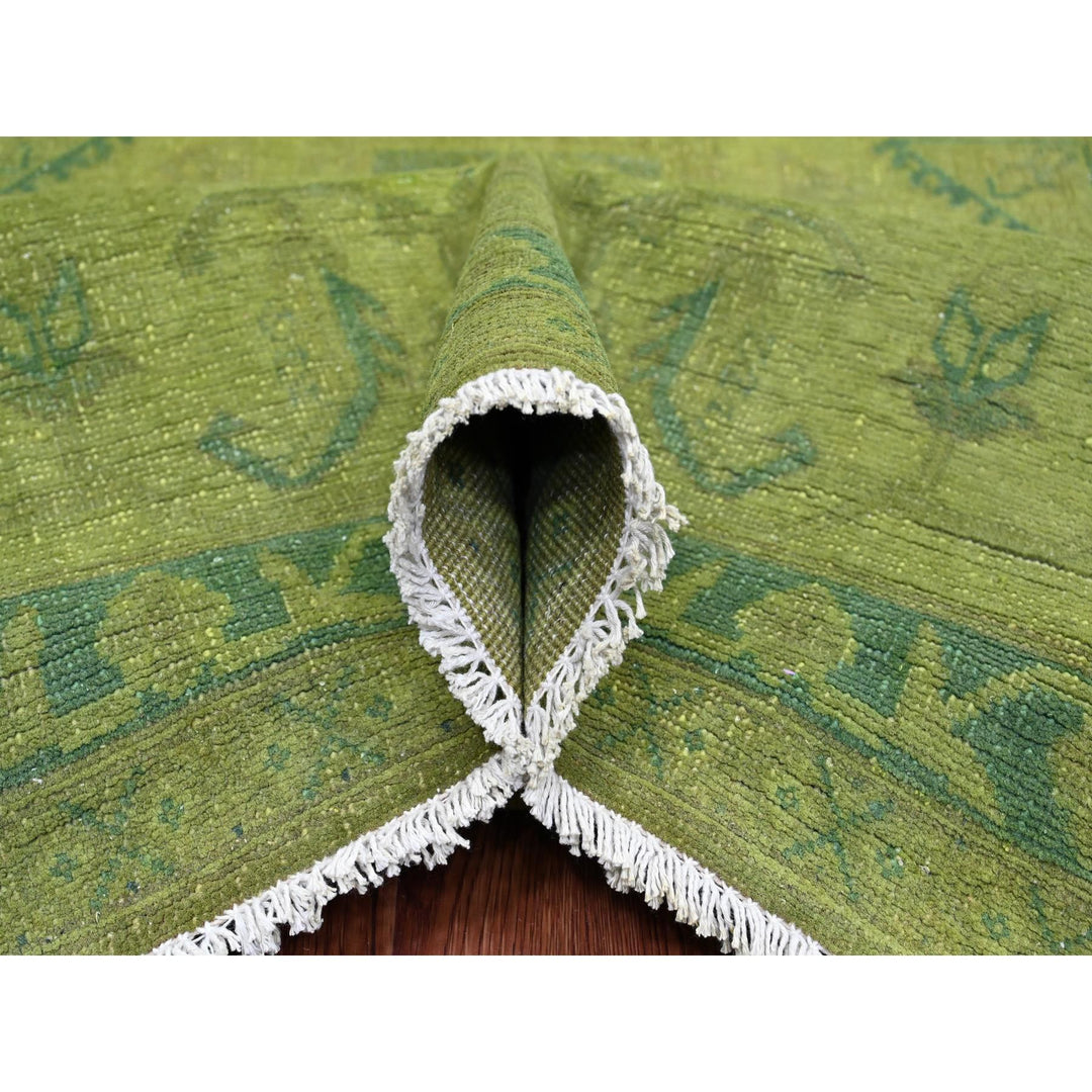 7'11" x 9'6" New Hand Knotted Green Wool Rectangle Oriental Rug - MOA10220403