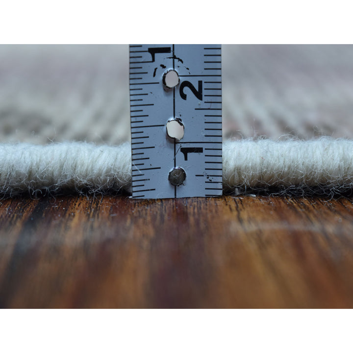 4'10" x 7'4" New Hand Knotted Grey Worn Wool Rectangle Oriental Rug - MOA10254056