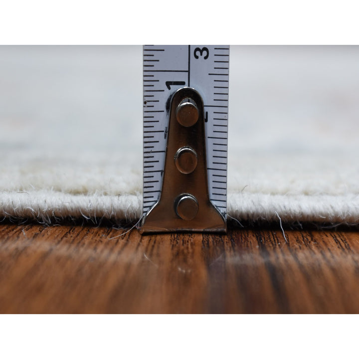 2'6" x 9'10" New Hand Knotted Ivory Wool Runner Oriental Rug - MOA10255147