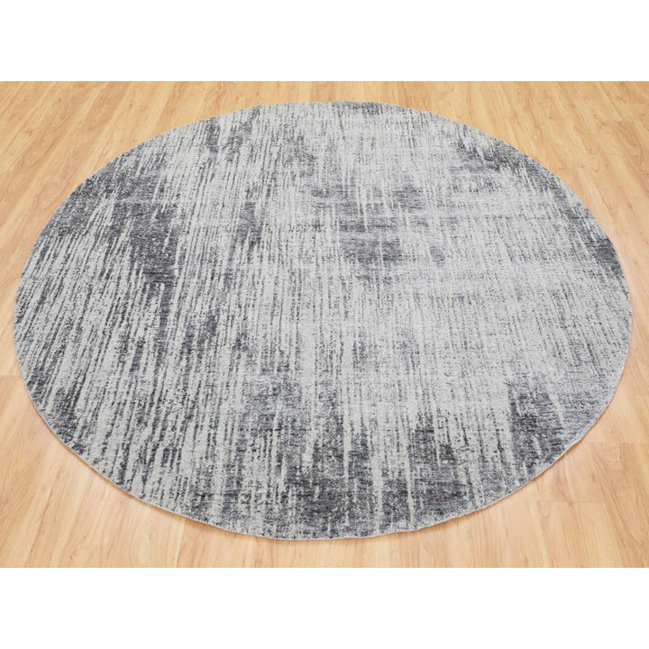 7'9" x 7'9" New Hand Loomed Grey Wool & Art Silk Round Oriental Rug - MOA10258119