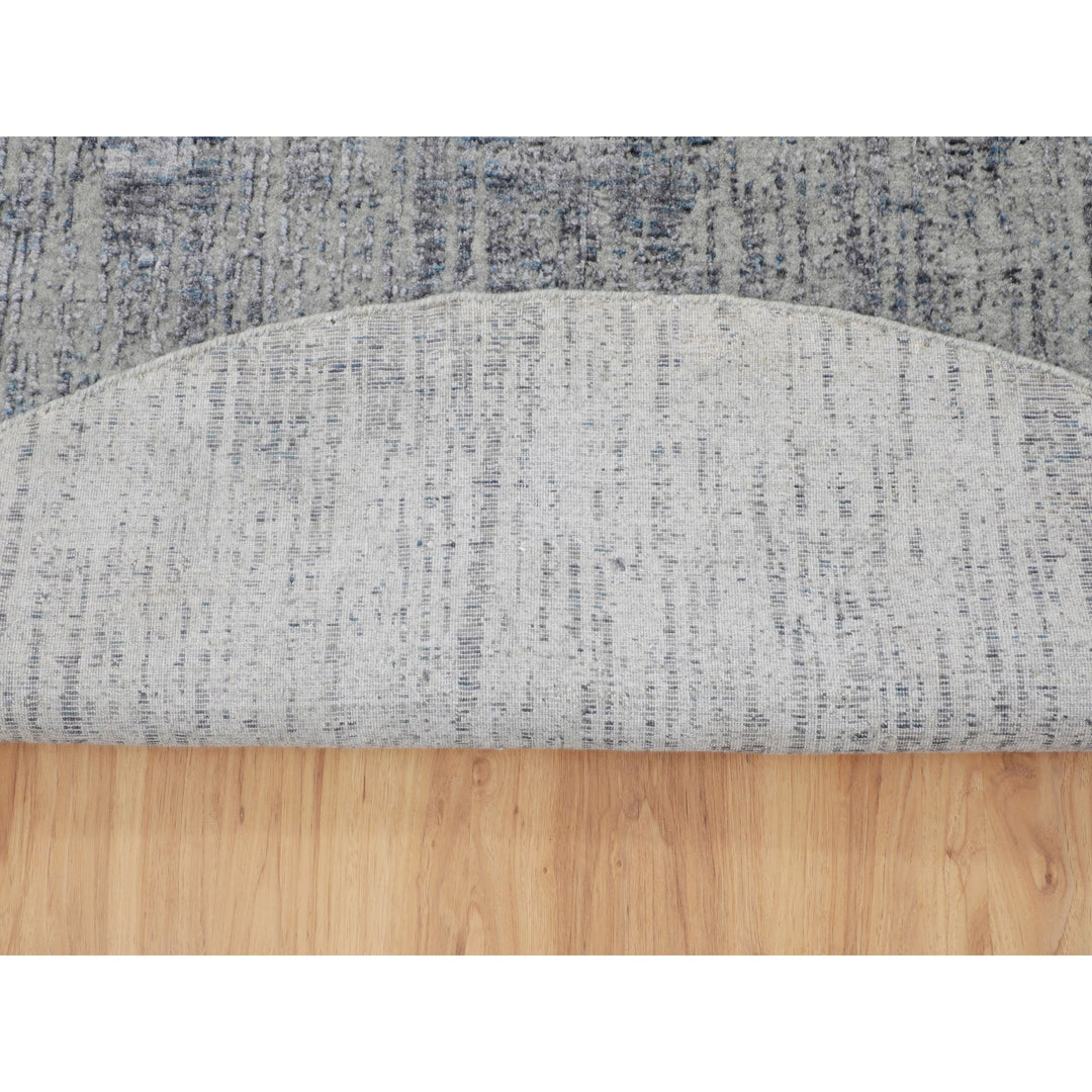 7'9" x 7'9" New Hand Loomed Grey Wool & Art Silk Round Oriental Rug - MOA10258119
